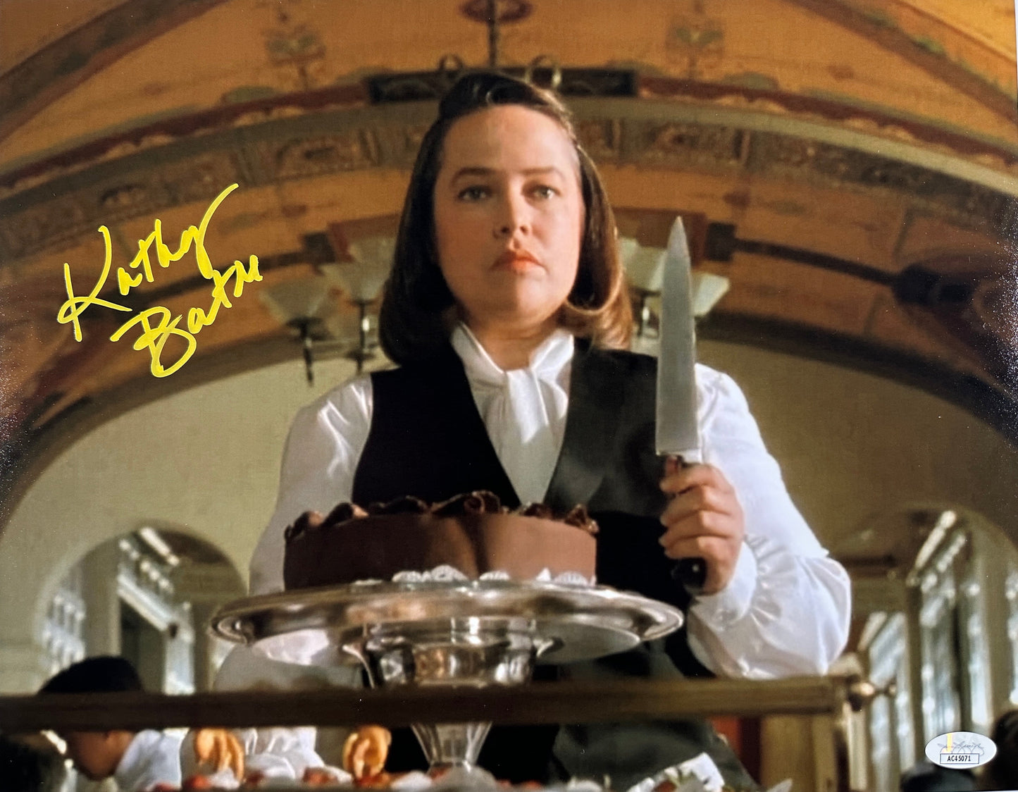 Kathy Bates Signed 11x14 Photo Misery Waitress JSA COA from Private Signing